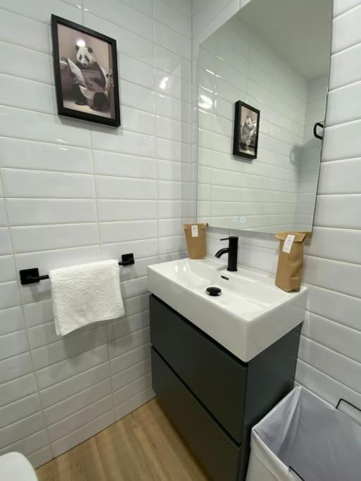 Apartamento Con Vistas En Vigo By Rsh Bagian luar foto